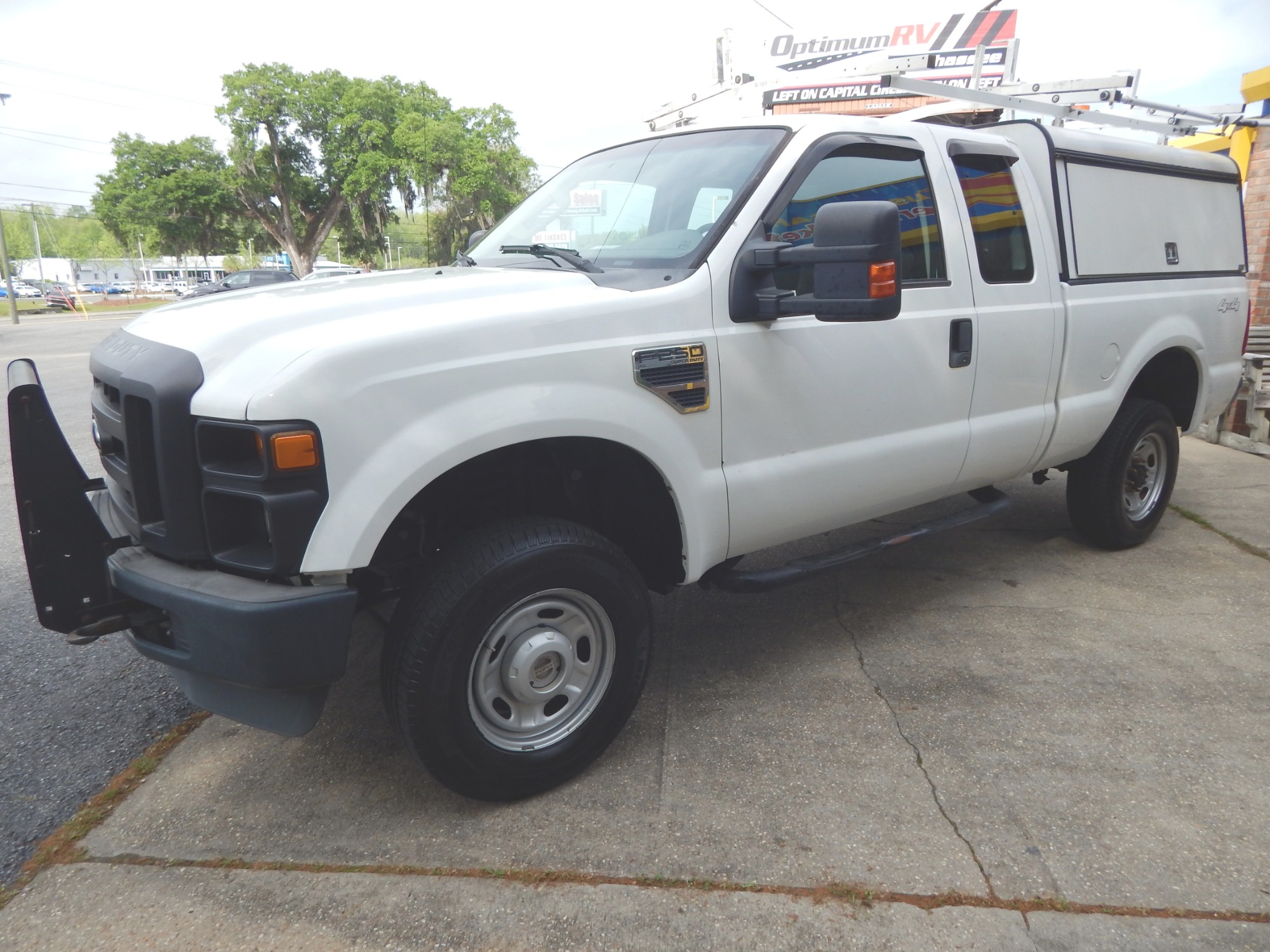 photo of 2010 Ford F-250 SD SuperCab 4WD Utility Body